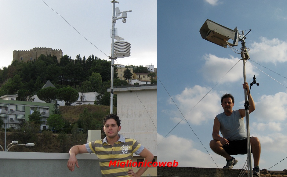 ASPIRANTI BERNACCA . Orazio Amati (asinistra) con la collaborazione di Luciano Centonze (a destra)  lideatore di una originale stazione di rilevazione climatica