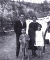 Miglionico 1936: Michele Bianco con la moglie Olga Greco e i loro due figli, Ferdinando e Antonietta (clicca sull'immagine per ingrandirla)