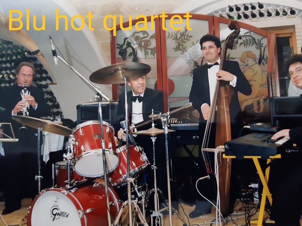 pietro_07bluehotquartet_02.jpg
