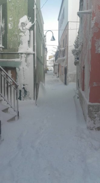 neve_miglionico_canterino_e_facebook_060720174.jpg