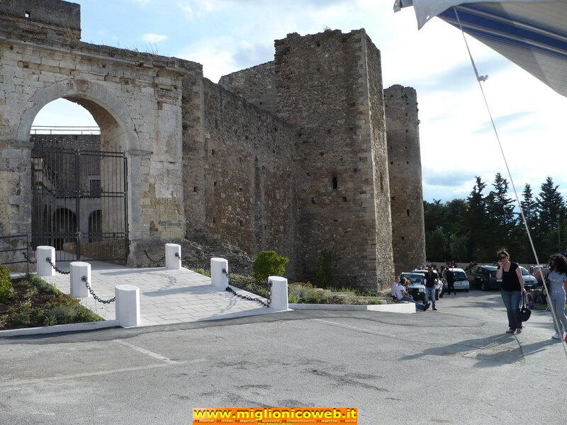 Il Castello del Malconsiglio di Miglionico dove, nel 1485, si tenne la Congiura dei Baroni