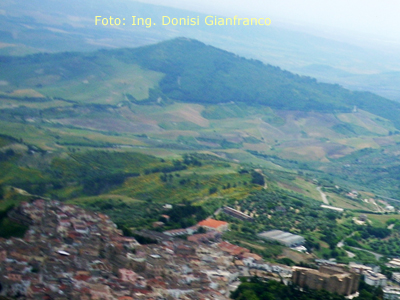 Miglionico: Monte Acuto (Foto: Ing. Donisi Gianfranco)