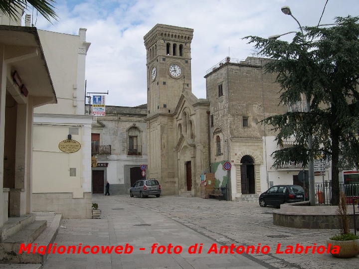 Miglionico. Piazza Mercato allUnit d Italia