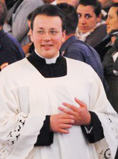 Don Donato Di Cuia, ordinato sacerdote il 13 Settembre 2008,  vicario presso di Parrocchia di S. Paolo di Matera 