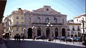 Teatro "F: Stabile", sito in Piazza Prefettura a Potenza